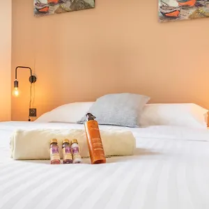 Adira Résid'marseille Vieux-port Appartement