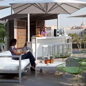 4* Отель Novotel Vieux Port