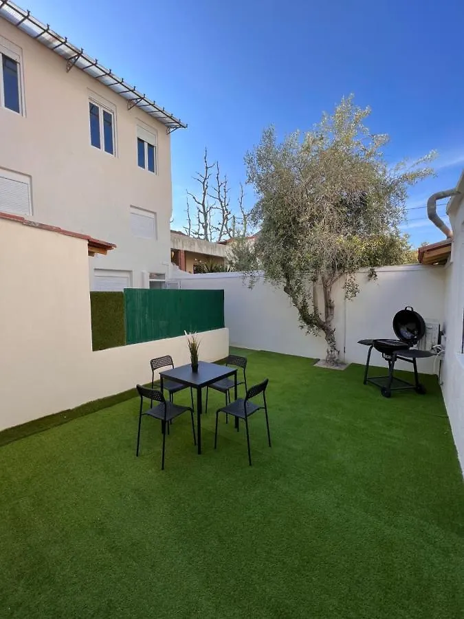 Les Jardins Marseillais 1- Appartement 4 Personnes - Plages Calanques- Stade Velodrome - Hopital La Timone 마르세유